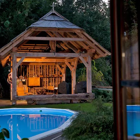 בקתה Podgorje With Pool - Happy *