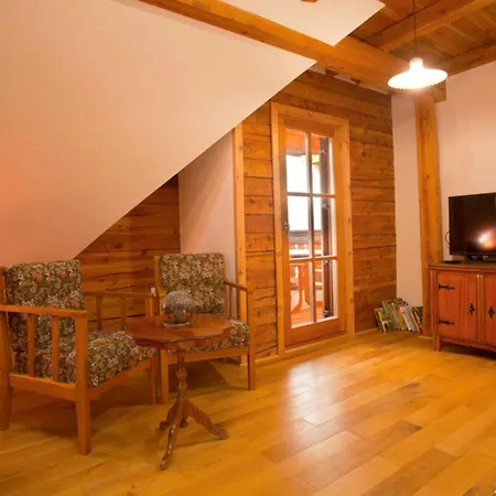 샬레 Mountain Chalet Podgorje With Pool - Happy Rentals *